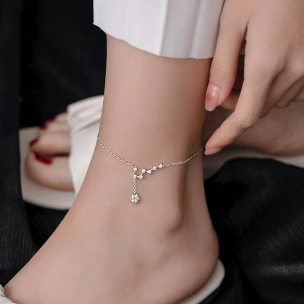 LẮC CHÂN TANA