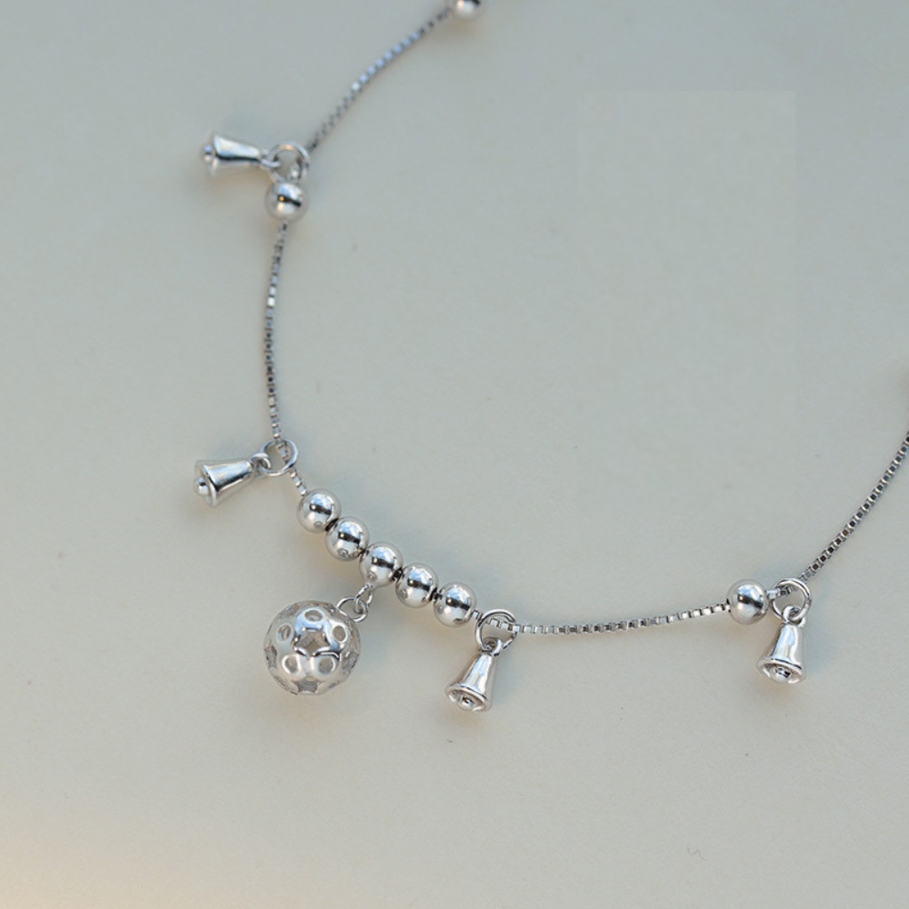 LẮC CHÂN CLOVER