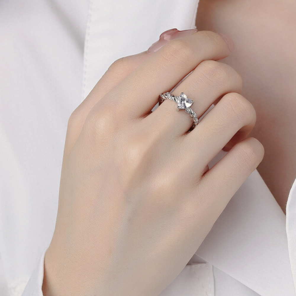 NHẪN VERA