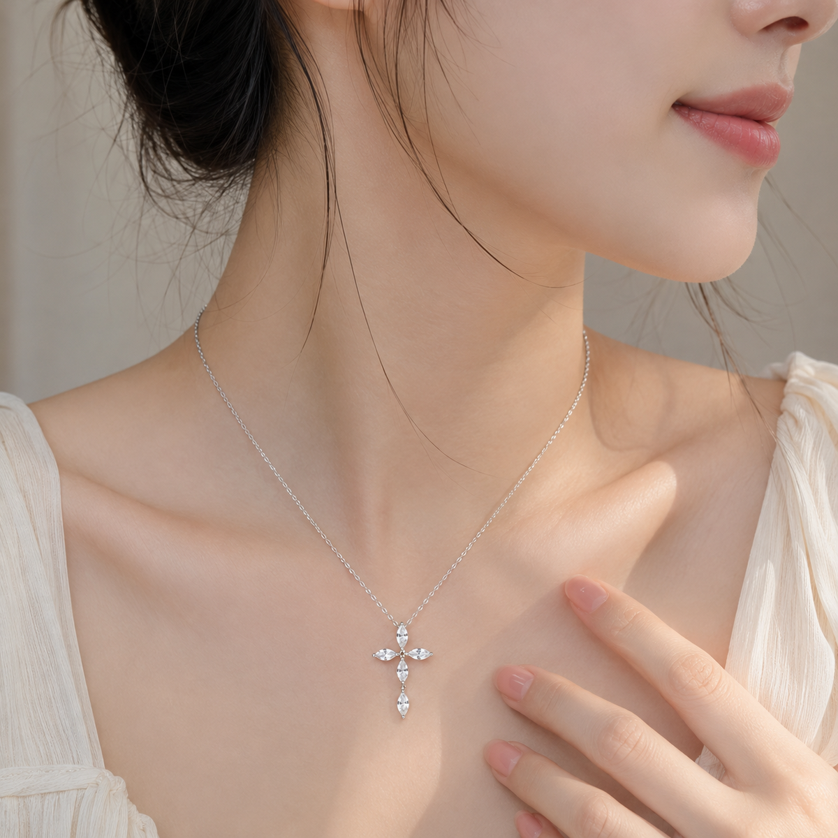 DÂY CHUYỀN HOLLY